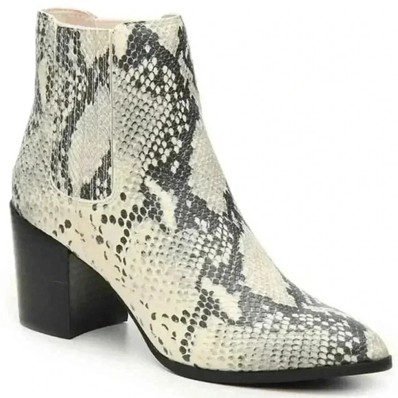 Steve Madden Faux Snakeskin Python Heeled Booties - Picture 1 of 10